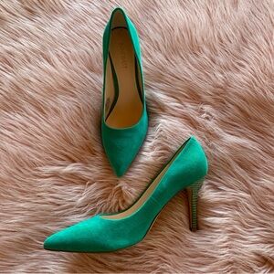 Nine West Flax Pump Size 8M Green Suede